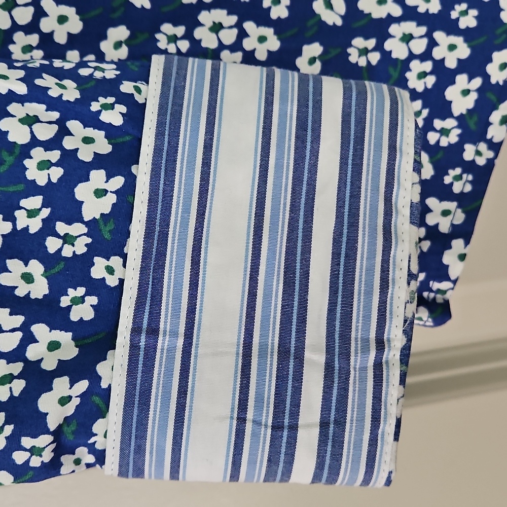 Ariat Button Down, Small, NWT NWT - image 2